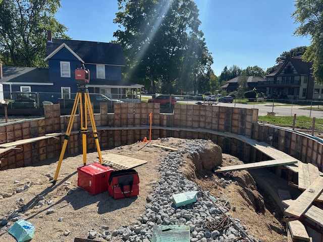 inner wall of rotunda discovery center
